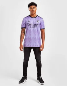 camiseta_real_madrid_segunda_equipacion_22-23_uno