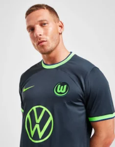 camiseta_wolfsburgo_primera_equipacion_22-23_uno