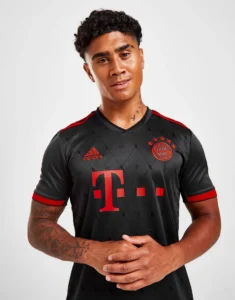 camiseta_bayern_munich_tercera_negra_uno