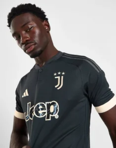 juventus_tercera_equipacion_23-24_principal