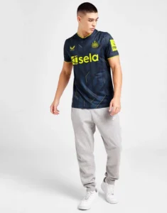 newcastle_united_tercera_equipacion_23-24_frontal
