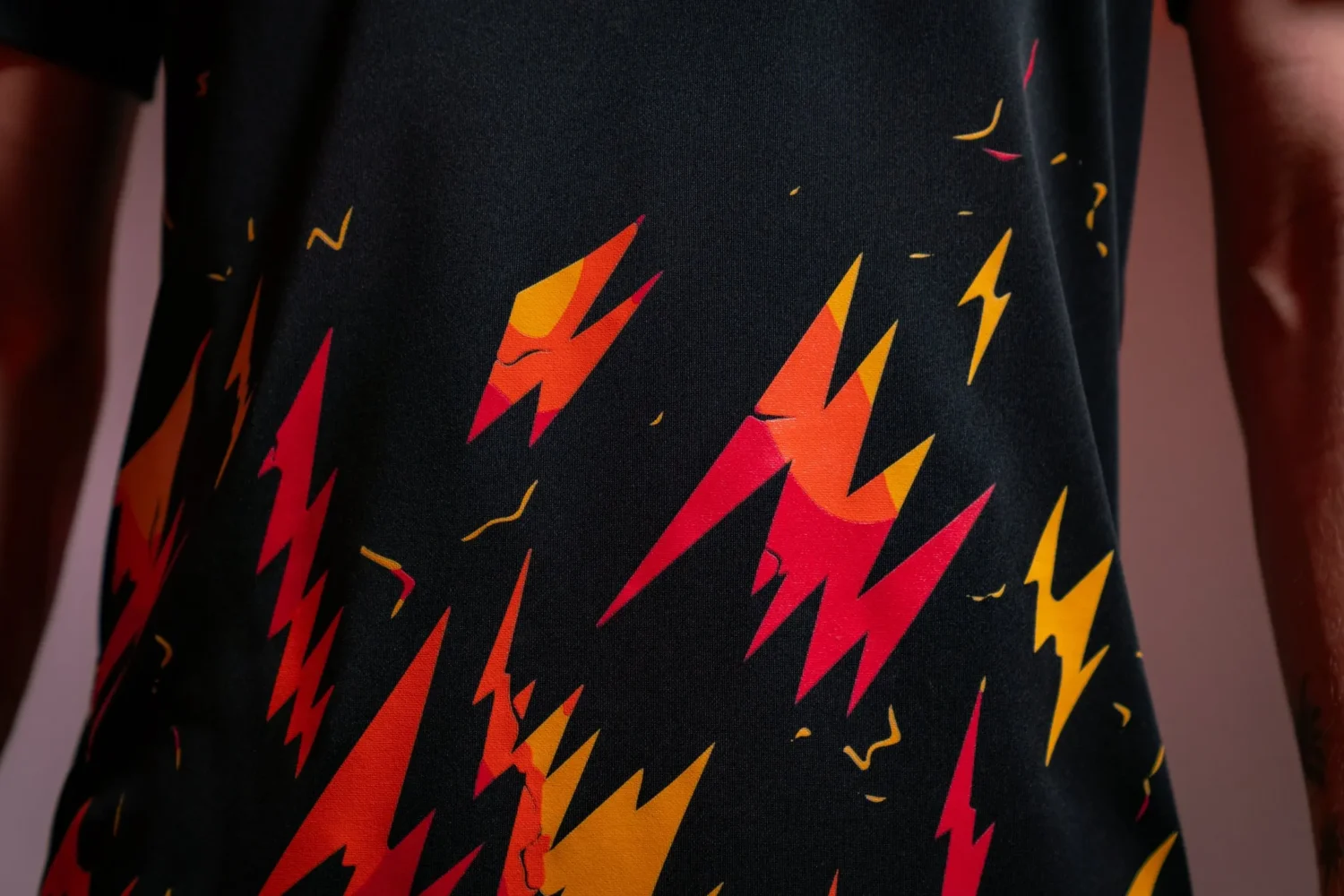 rb_leipzig_esquipacion_on_fire_2024_ocho