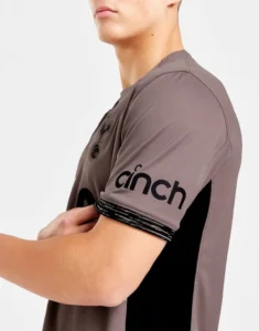tottenham_hotspurs_tercera_equipacion_23-24_frontal